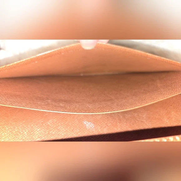 Louis Vuitton Monogrammed Bi-Fold Wallet - Picture 5 of 8